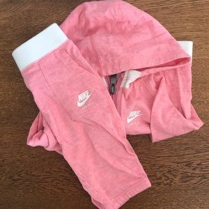 Infant Nike Sweat suit